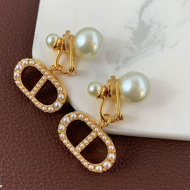 CD Pearl studs earrings/earclips